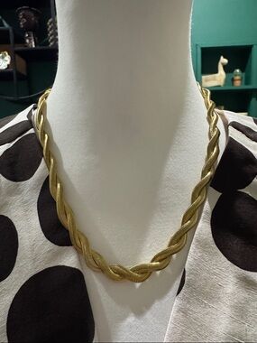 Plunder Gold Twisted Rope Necklace